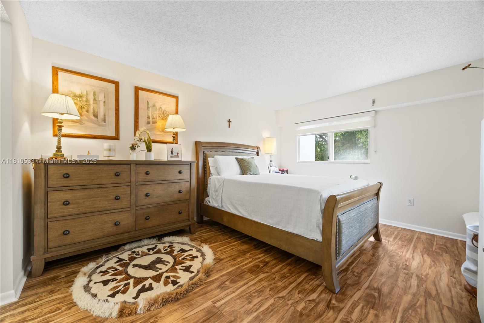 Property Photo: 801 SW 138th Ave 404E FL 33027