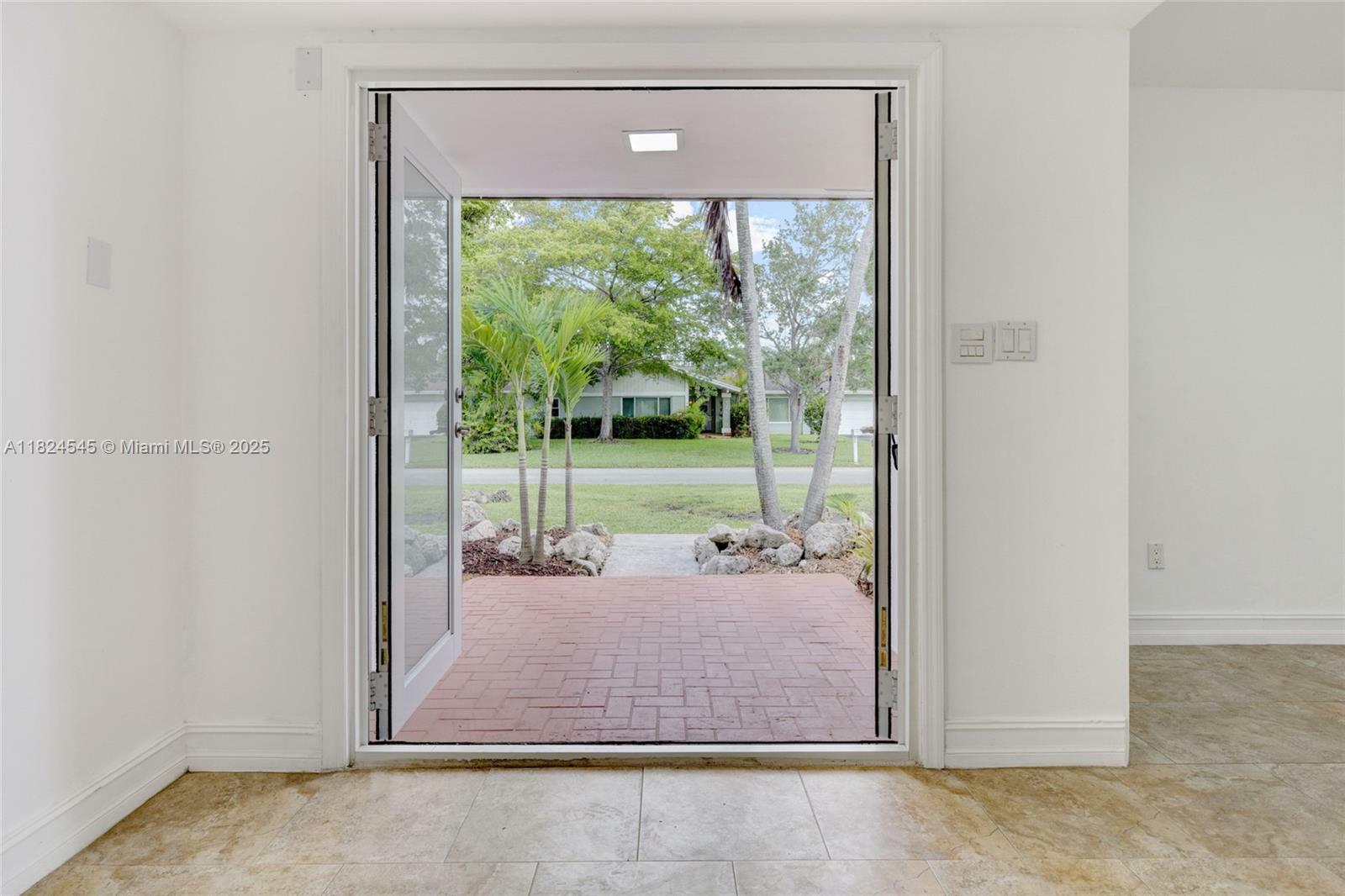 Property Photo:  12511 SW 115th Ave  FL 33176 