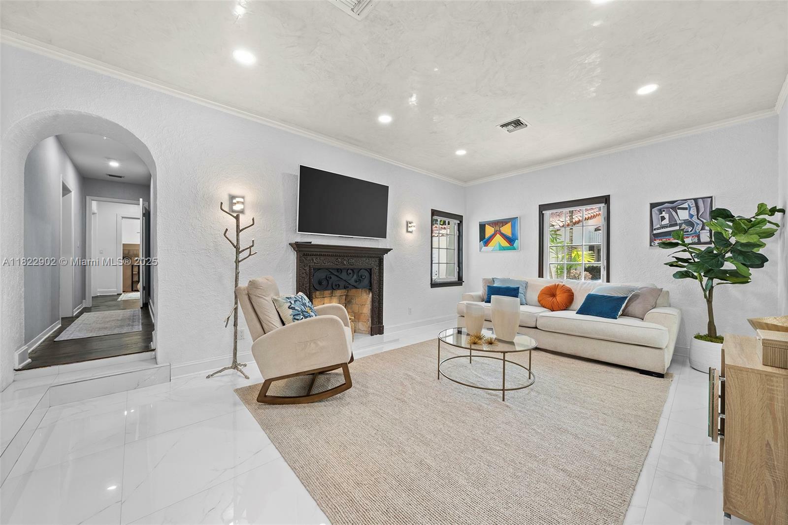 Property Photo: 1213 Alberca St FL 33134