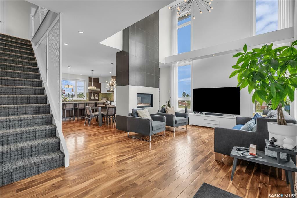 Property Photo: 371 Thode Avenue SK S7W 1B9