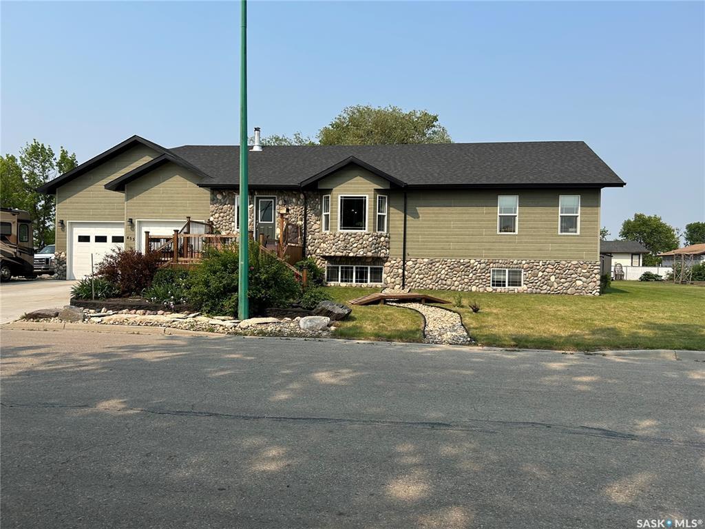Property Photo: 455 4th Street SK S0E 0L0