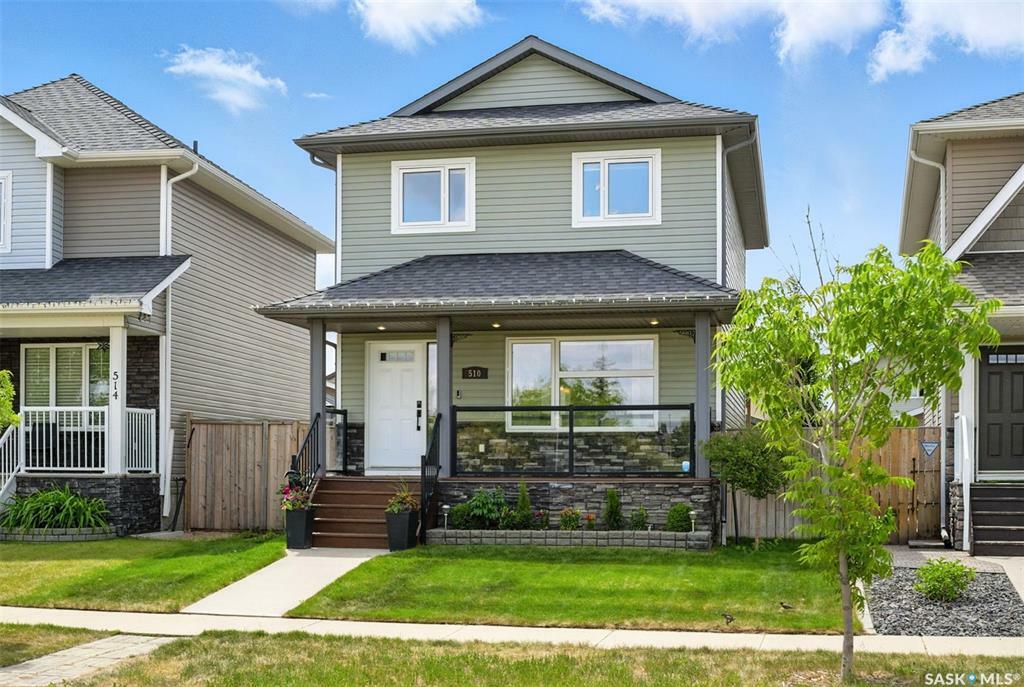Property Photo: 510 Stonebridge Common SK S7T 0N8
