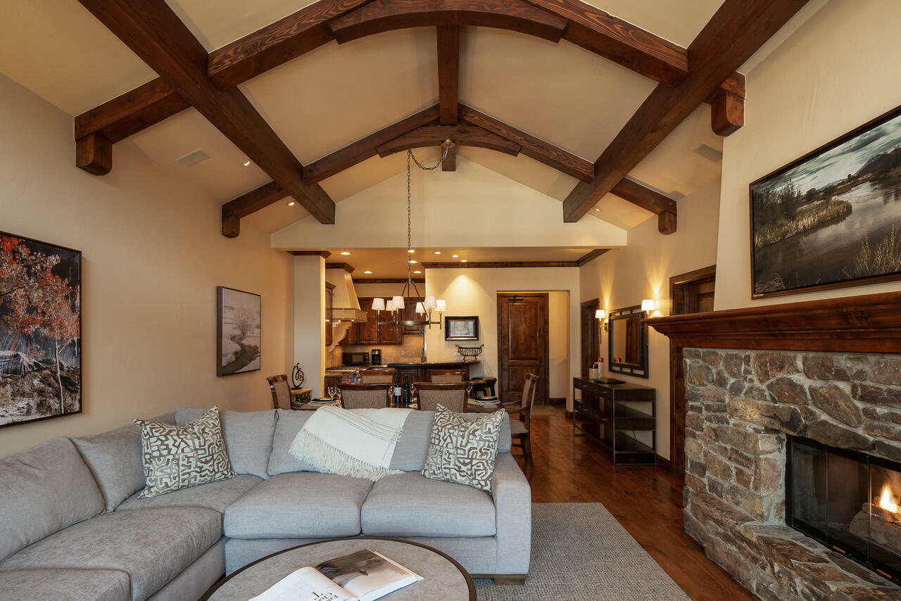 Property Photo:  680 E Sun Valley Rd 11-B  ID 83340 