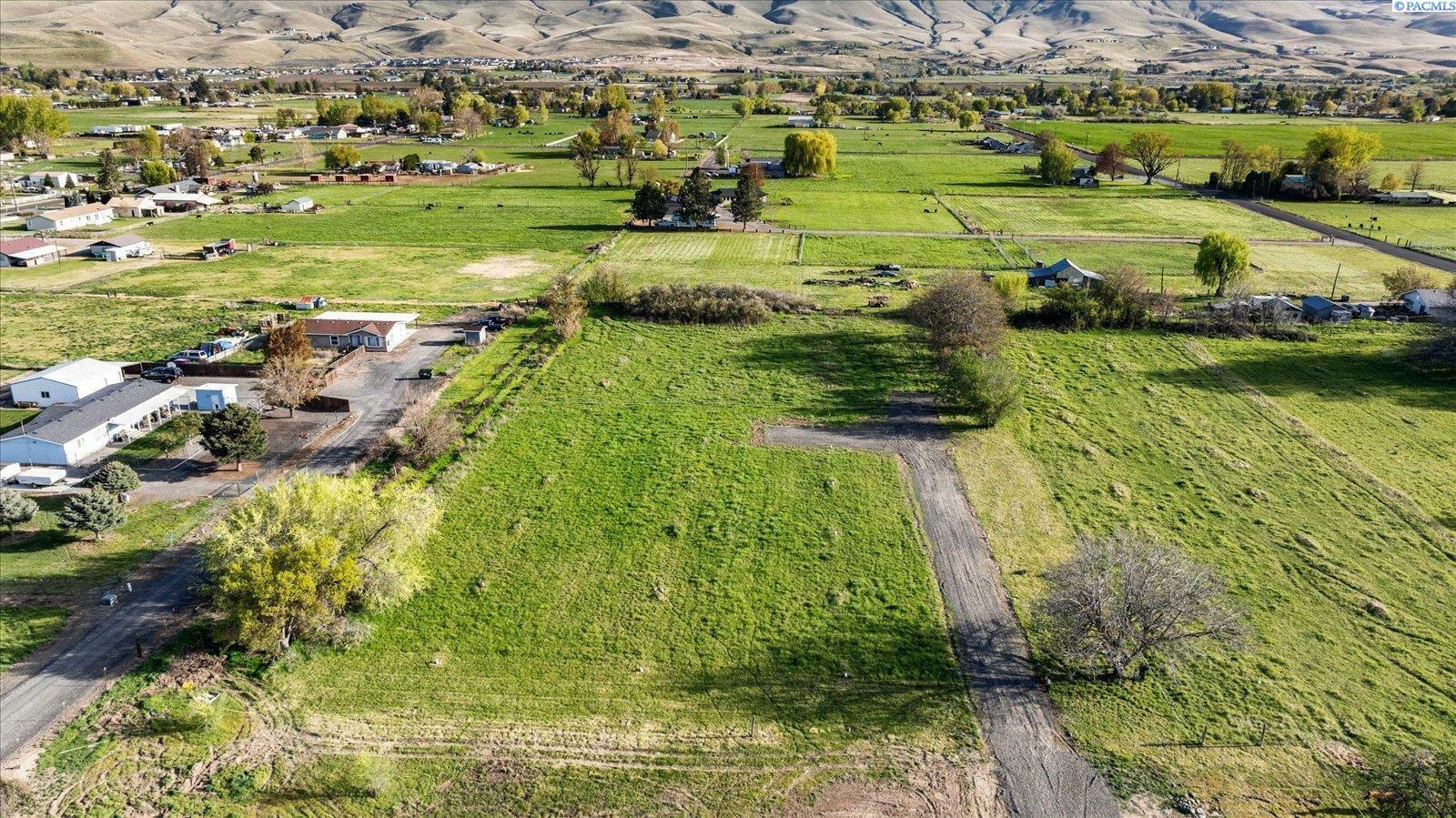 Property Photo: Nka S Missimer Road Lot 2 WA 99350