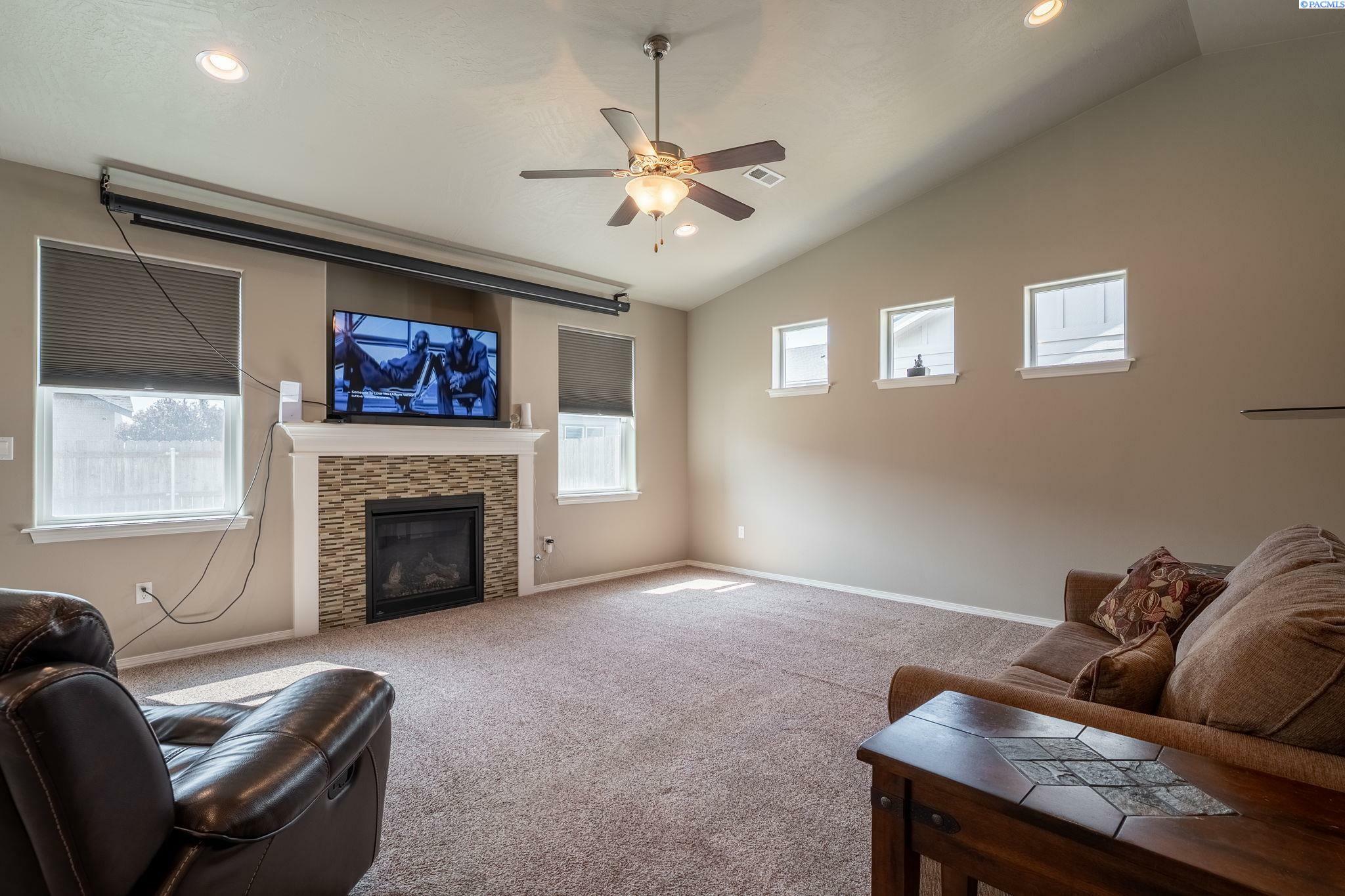 Property Photo: 5806 Wallowa Ln WA 99301