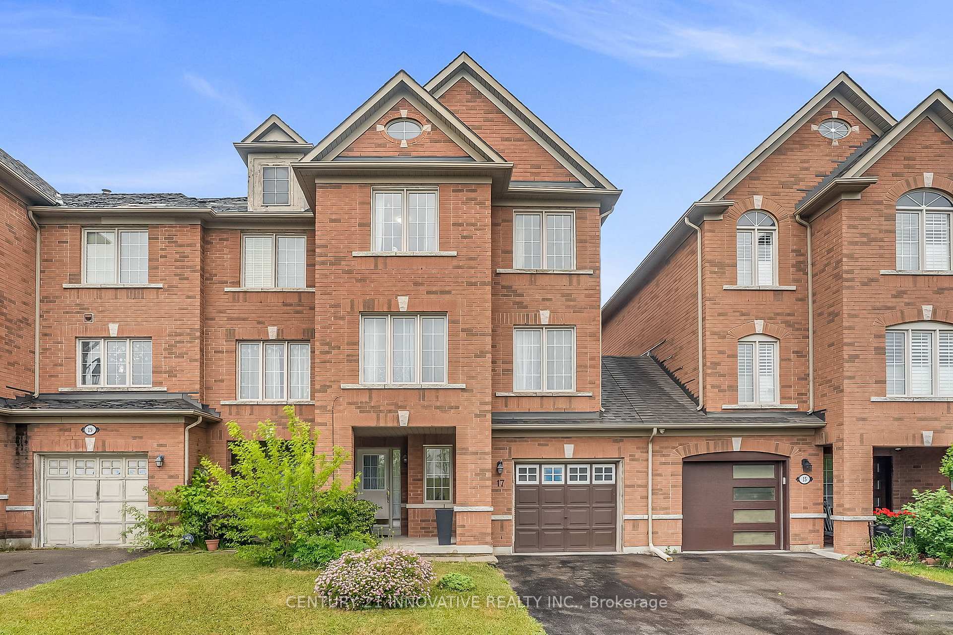 Property Photo: 17 Polarlights Way ON M1X 1Z4