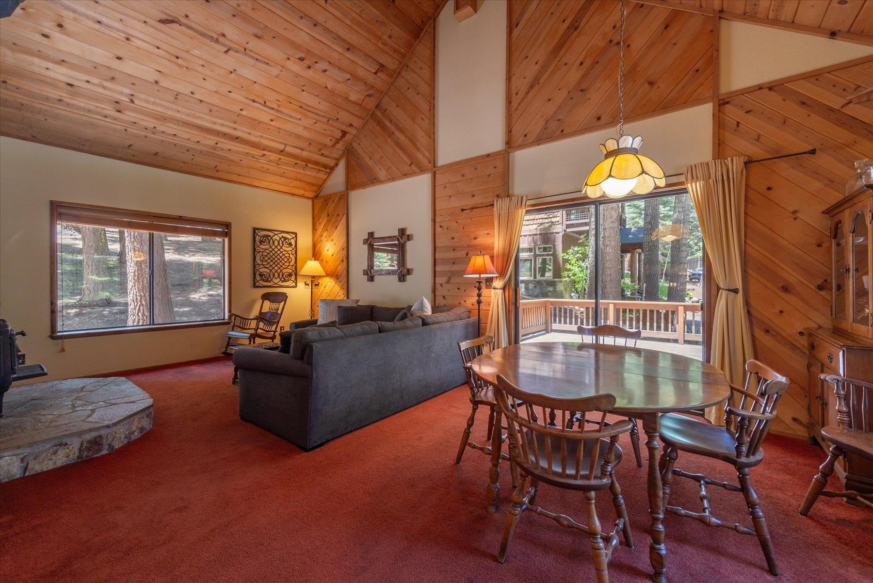 Property Photo: 12798 Skislope Way CA 96161