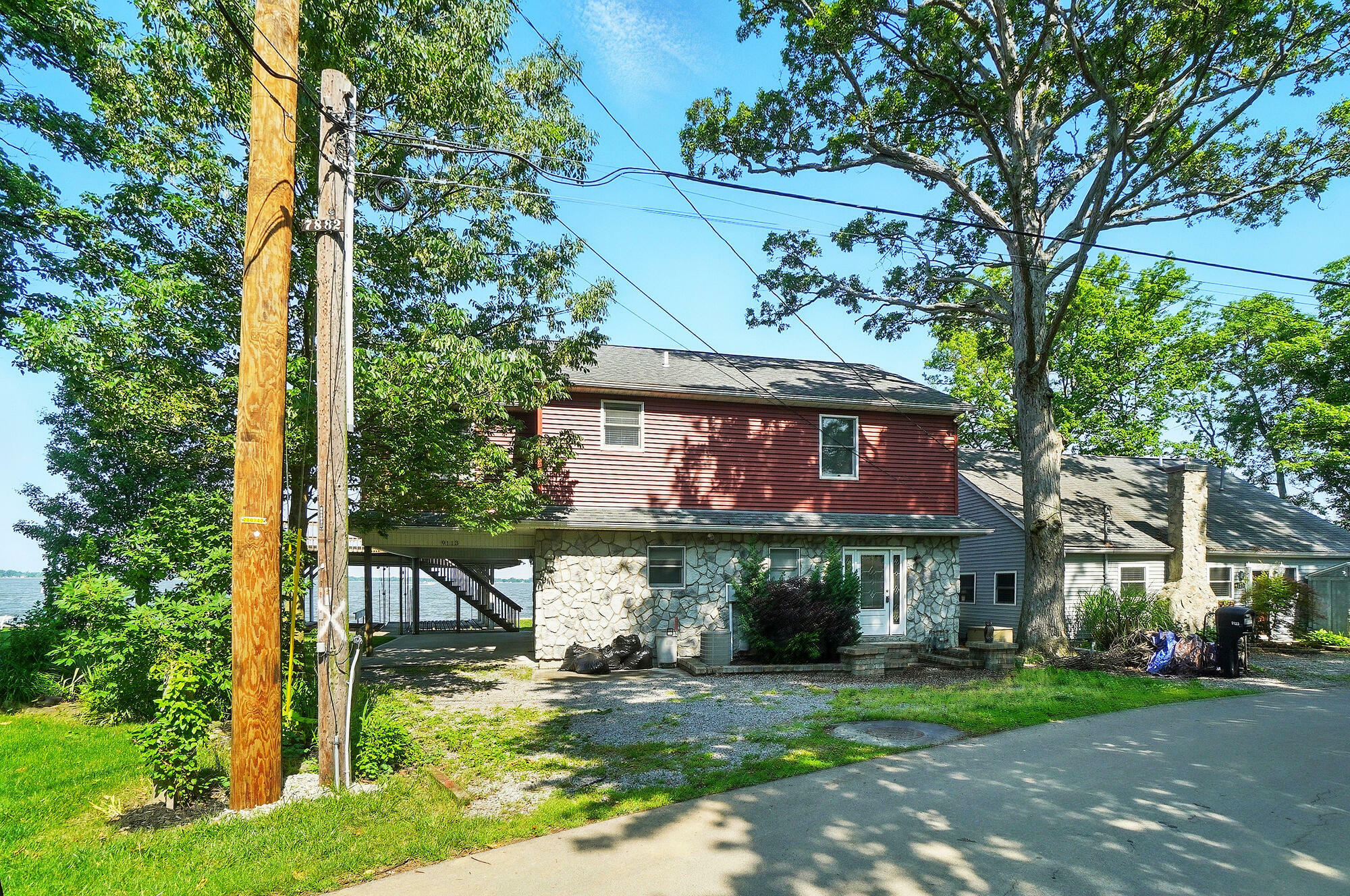 Property Photo: 9113 Lake Avenue OH 43324