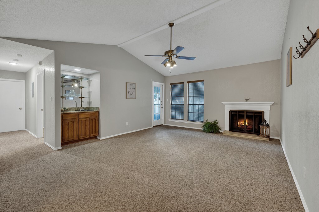 Property Photo: 1202 Thorpe Lane 708 TX 78666
