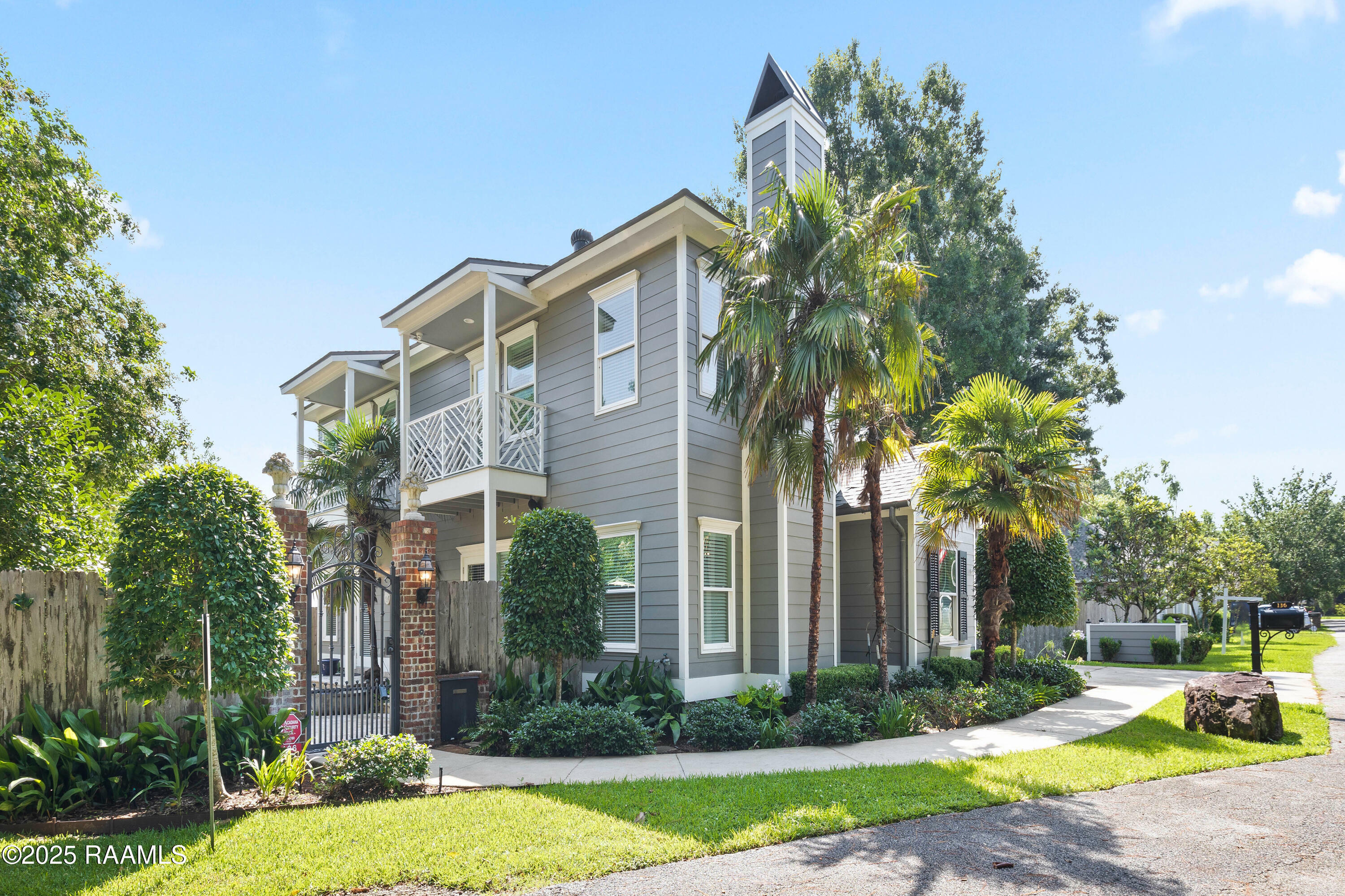Property Photo: 136 Fletcher Lane LA 70503