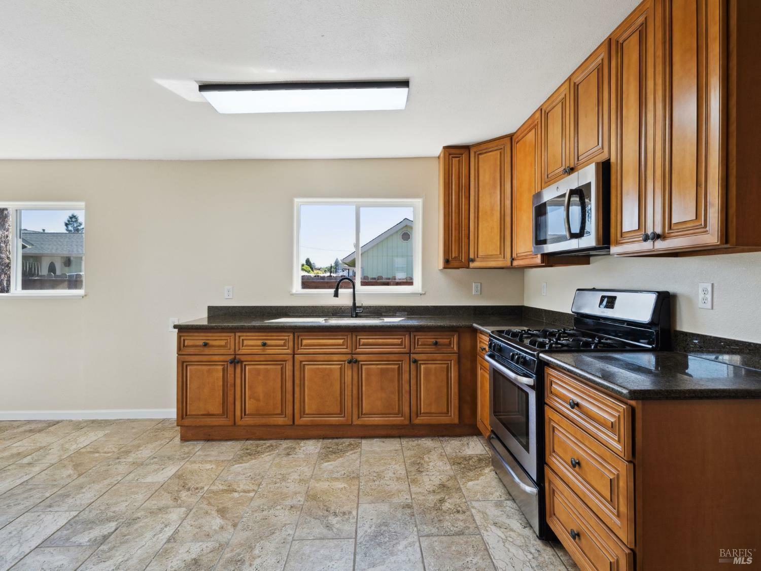 Property Photo: 1653 Hearn Avenue CA 95407