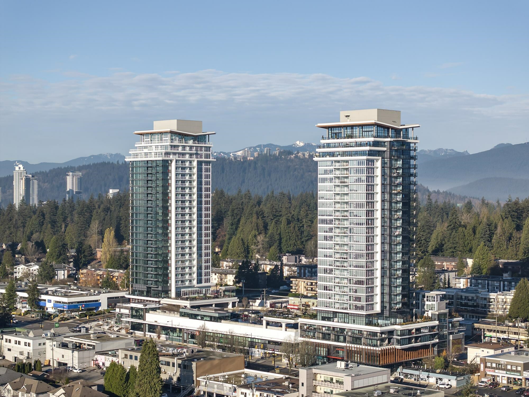 Property Photo: 505 Nelson Street 2206 BC V3J 0R5
