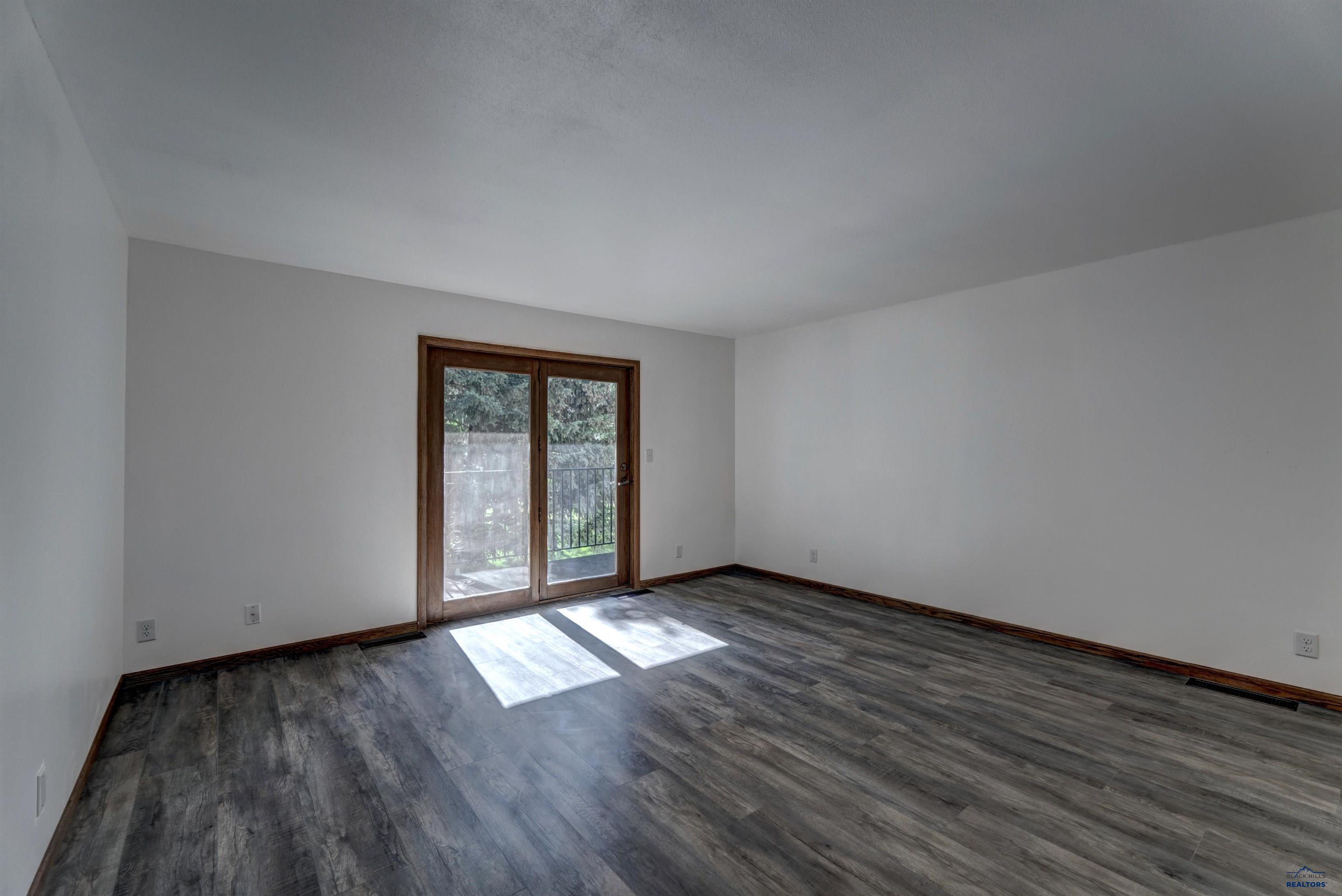 Property Photo: 3974 Fairway Hills Dr SD 57702