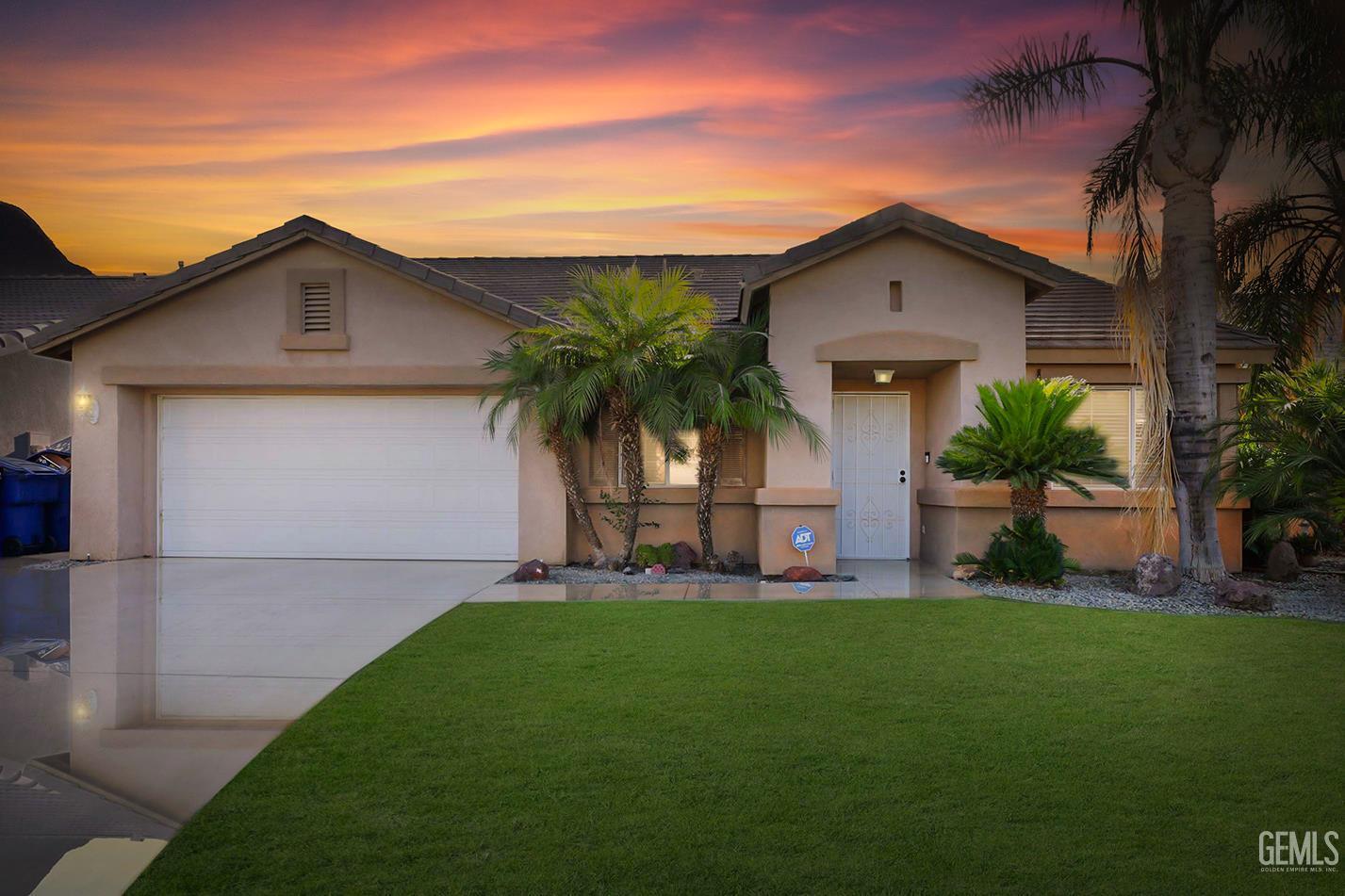 4525 Bluestone Drive  Bakersfield CA 93311 photo