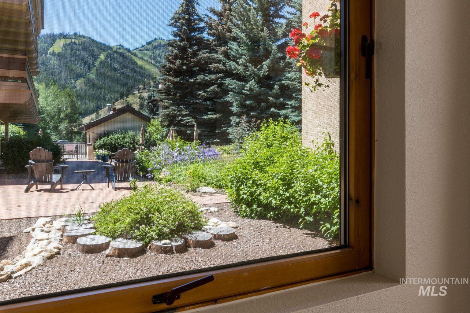 Property Photo: 351 S 2nd Ave. 602 ID 83340