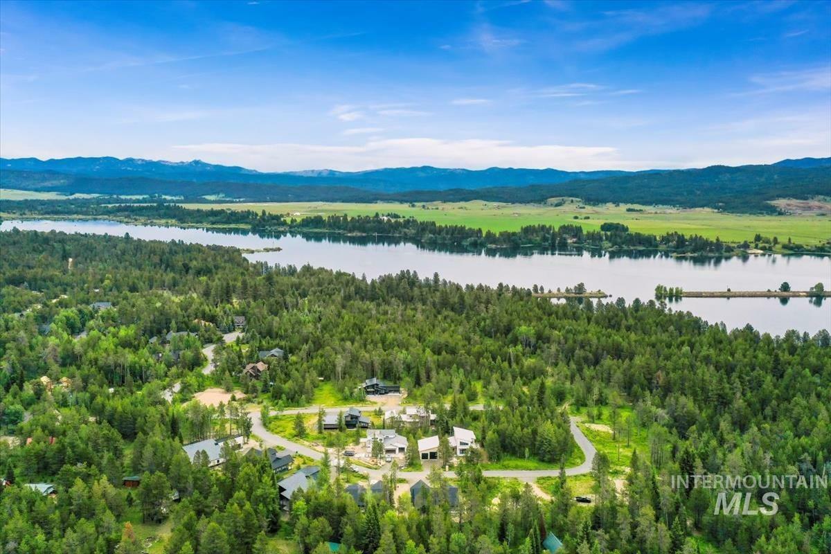 Property Photo:  152 Jacks Loop  ID 83615 