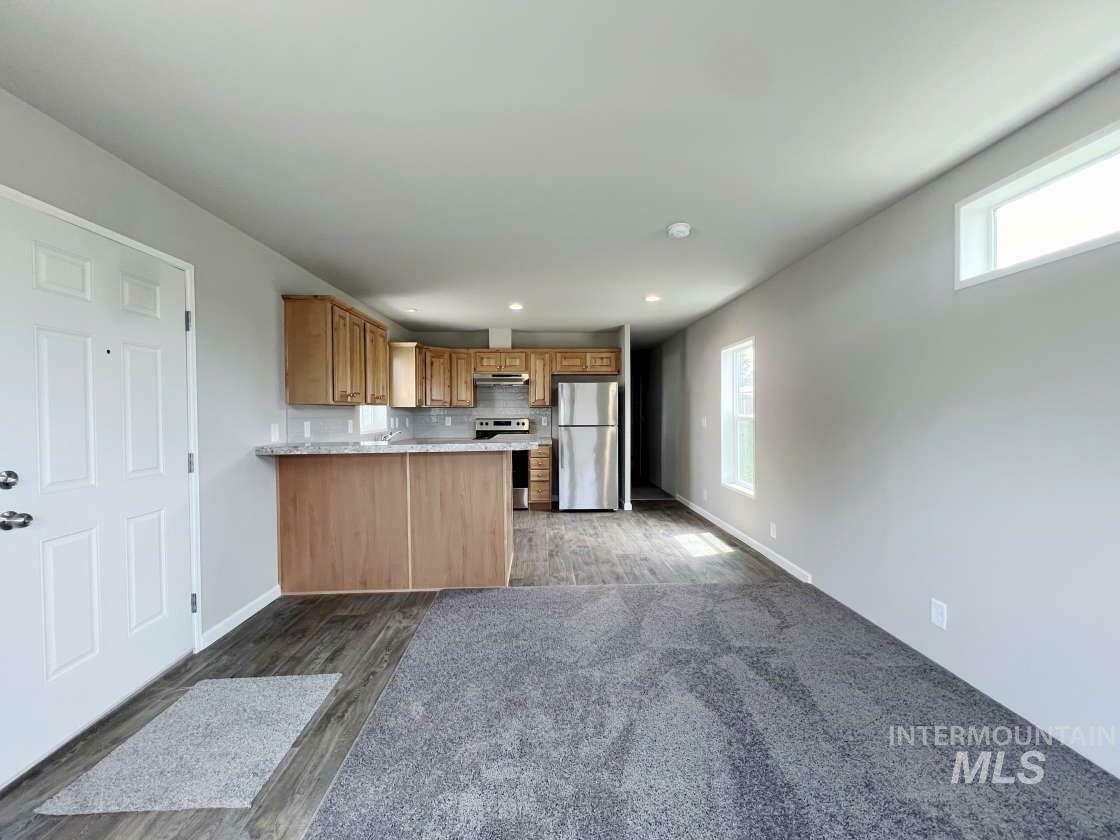 Property Photo: 2015 6th Ave 109 WA 99403