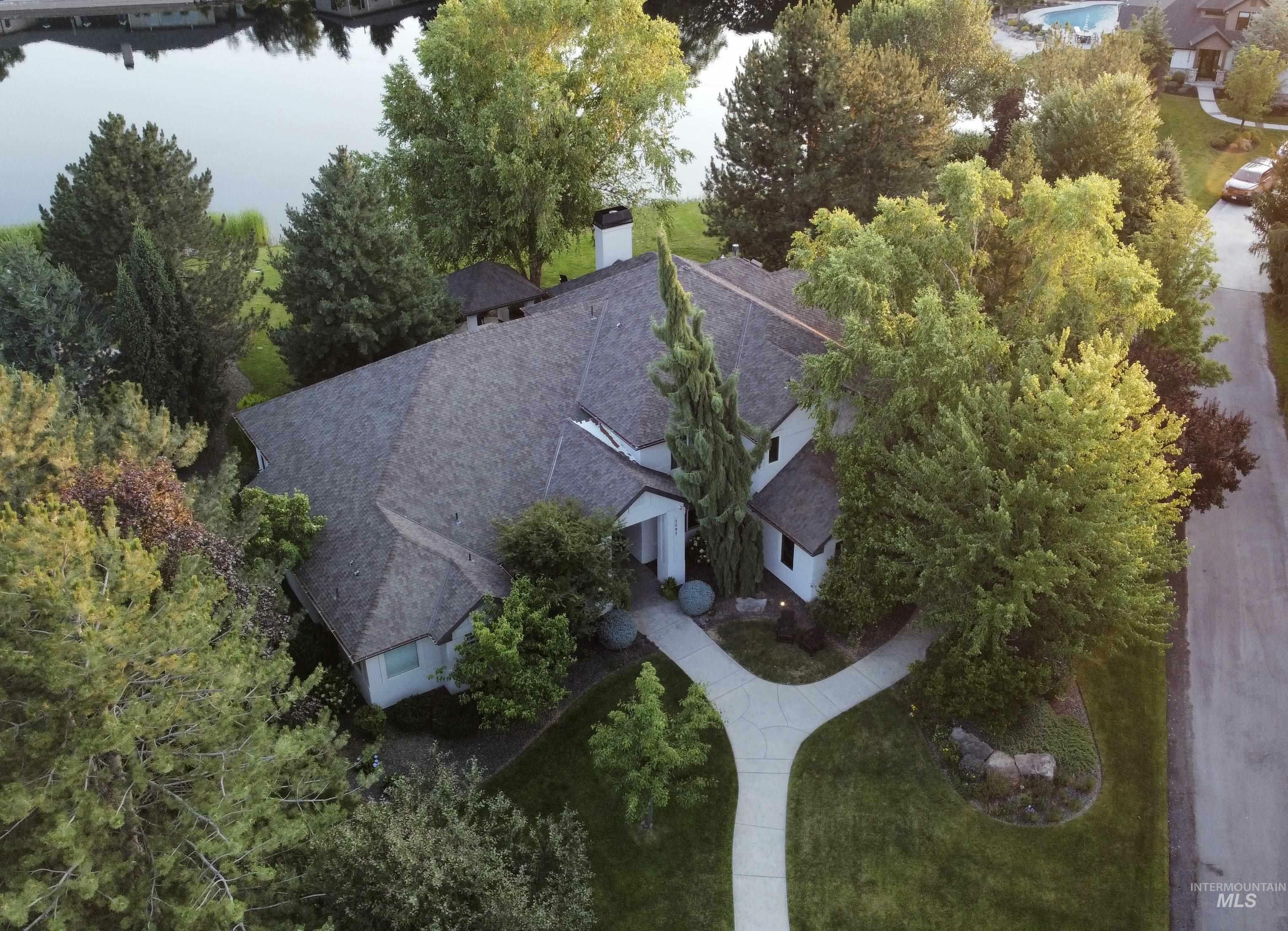 Property Photo: 1597 S Whitby Ln ID 83616