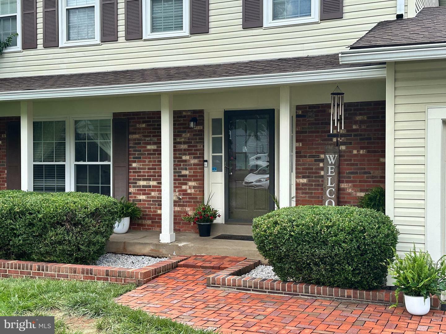 Property Photo:  8953 Jasmine Court  VA 20110 