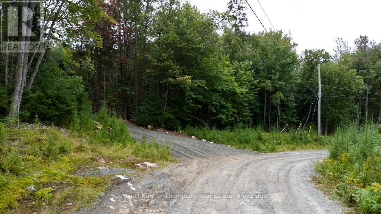 Property Photo:  5 Foxwood Court  ON P1H 2N5 