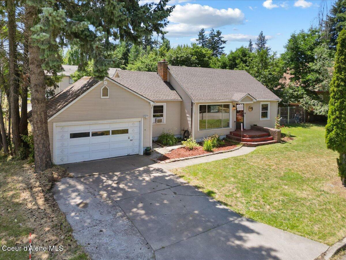 2224 E Coeur D Alene Ave  Coeur D'Alene ID 83814 photo