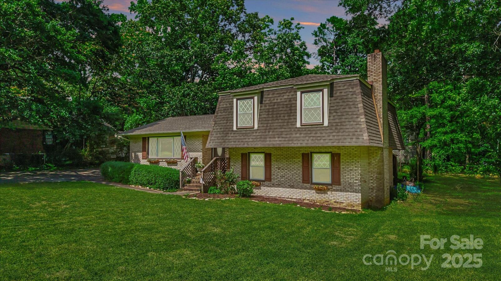 Property Photo: 121 Pelham Lane SC 29715