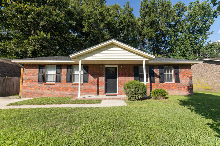 Property Photo: 109 Ashdown Drive SC 29483