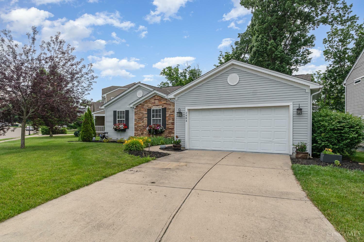 Property Photo: 2484 Deercove Court OH 45211