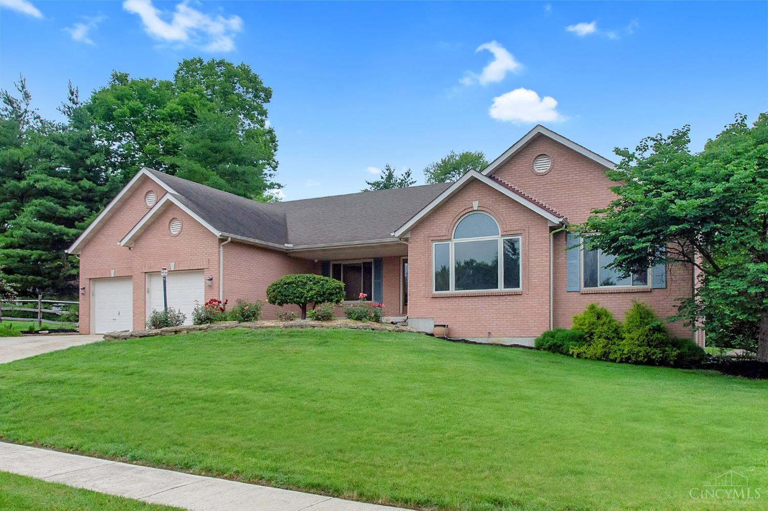 7075 Ashwood Knolls Drive  Fairfield Twp OH 45011 photo