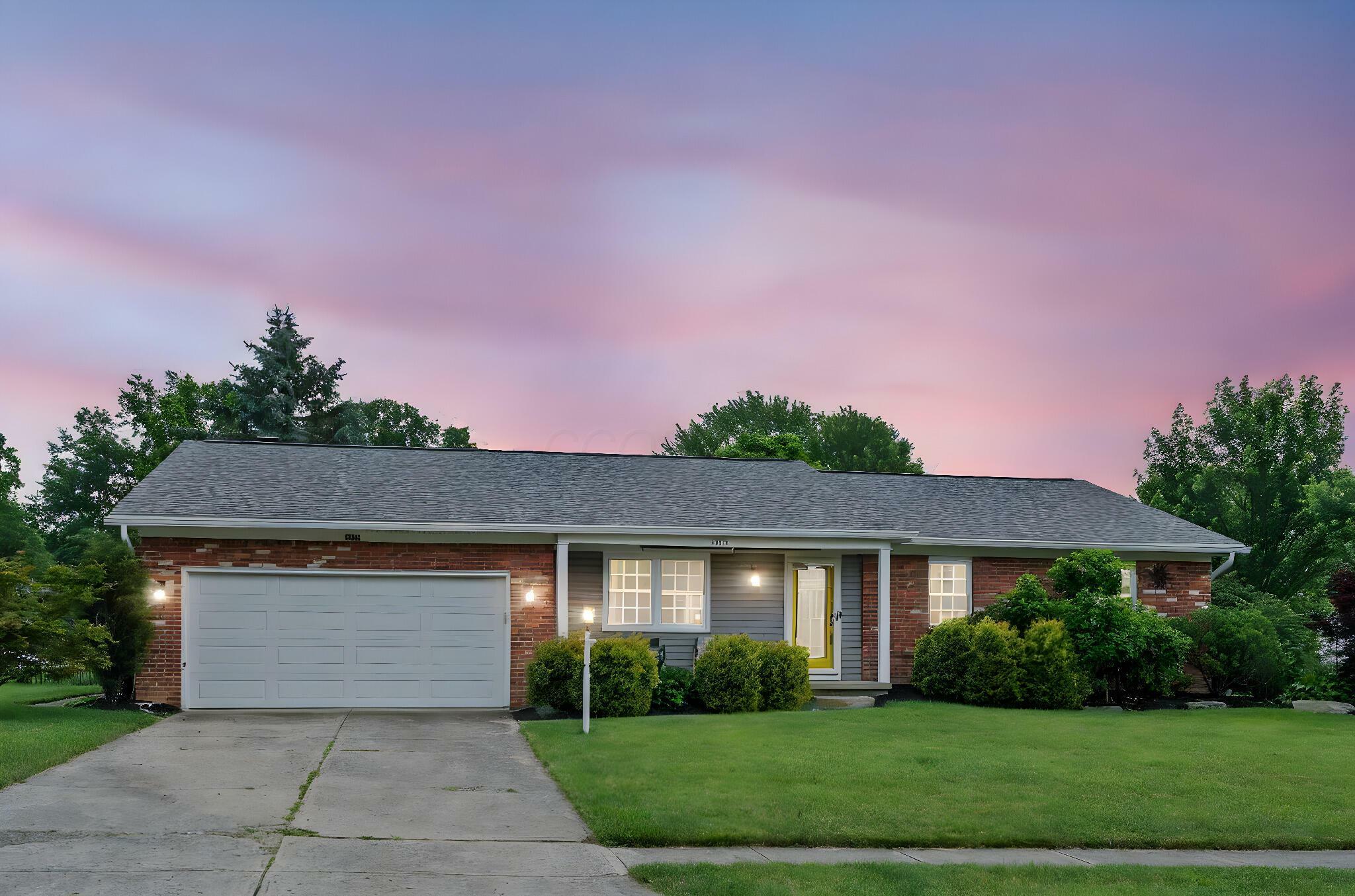Property Photo:  505 Tresham Road  OH 43230 