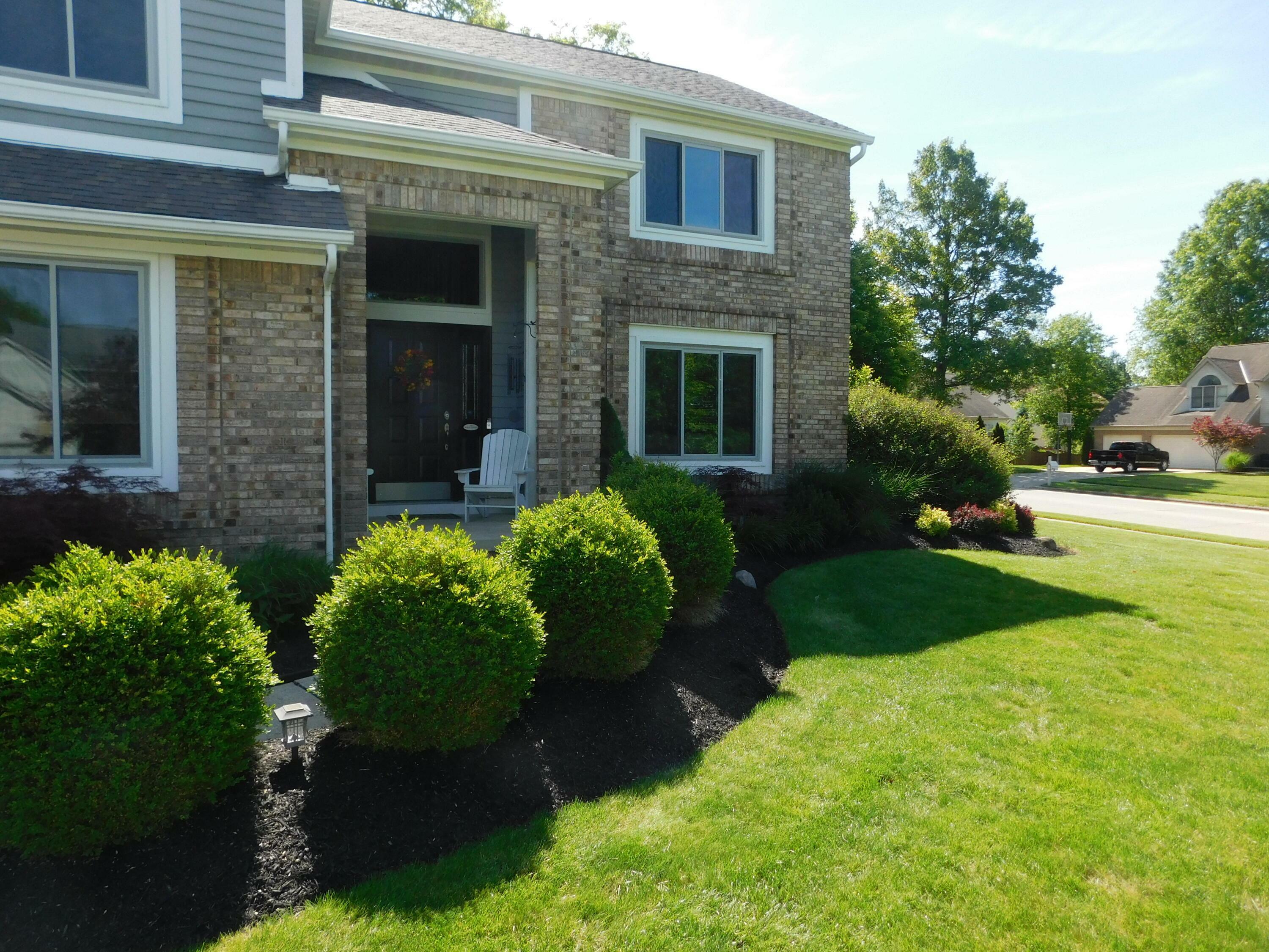 Property Photo: 1966 Sherring Court OH 43068