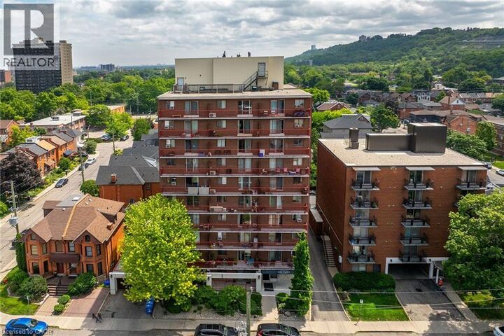 Property Photo: 141 Catharine Street South 806 ON L8N 2J7