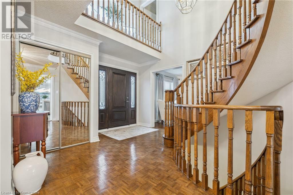 Property Photo: 4665 Beaufort Terrace ON L5M 3J1