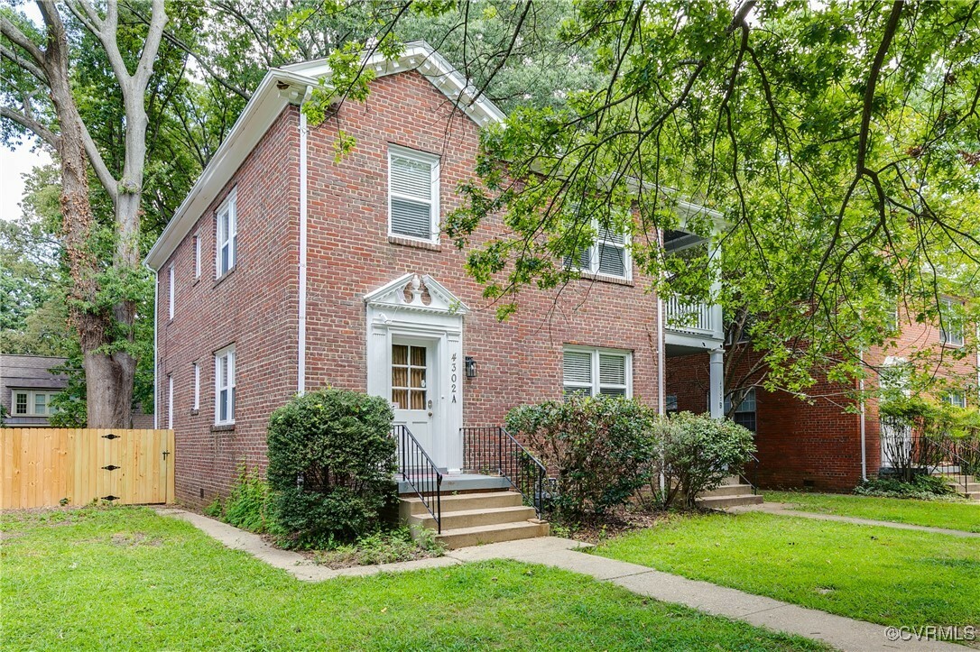 Property Photo: 4302 W Franklin Street VA 23221