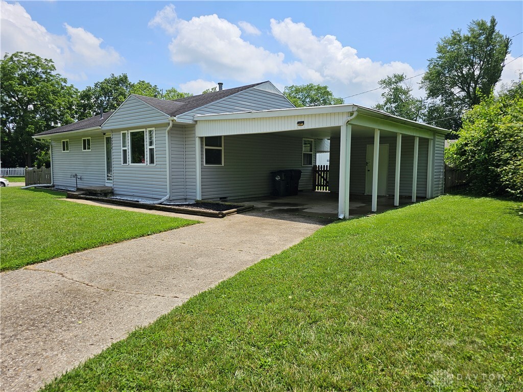 Property Photo:  2224 Vale Drive  OH 45420 