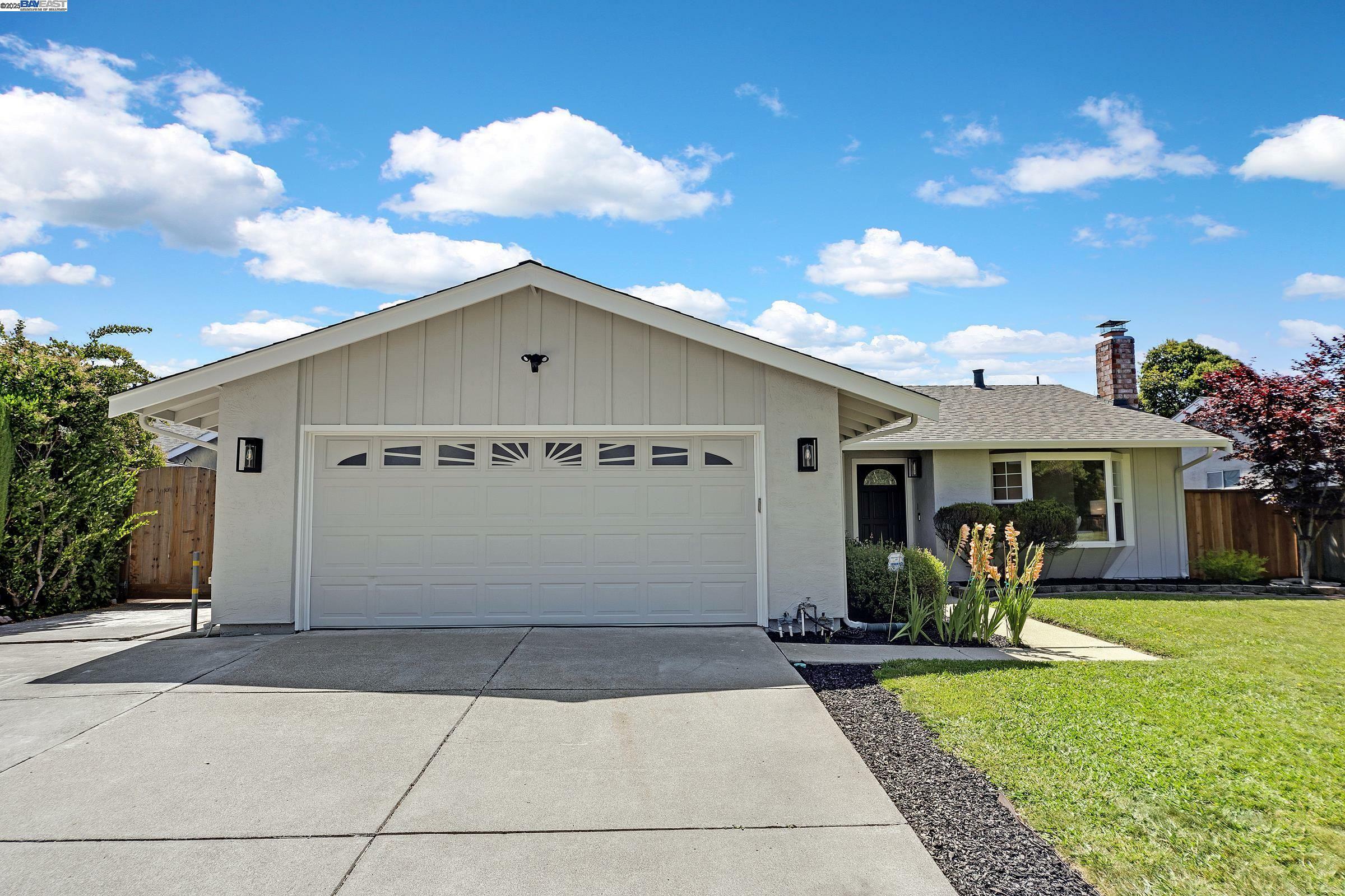 Property Photo:  3136 Trafalgar Rd  CA 94555 