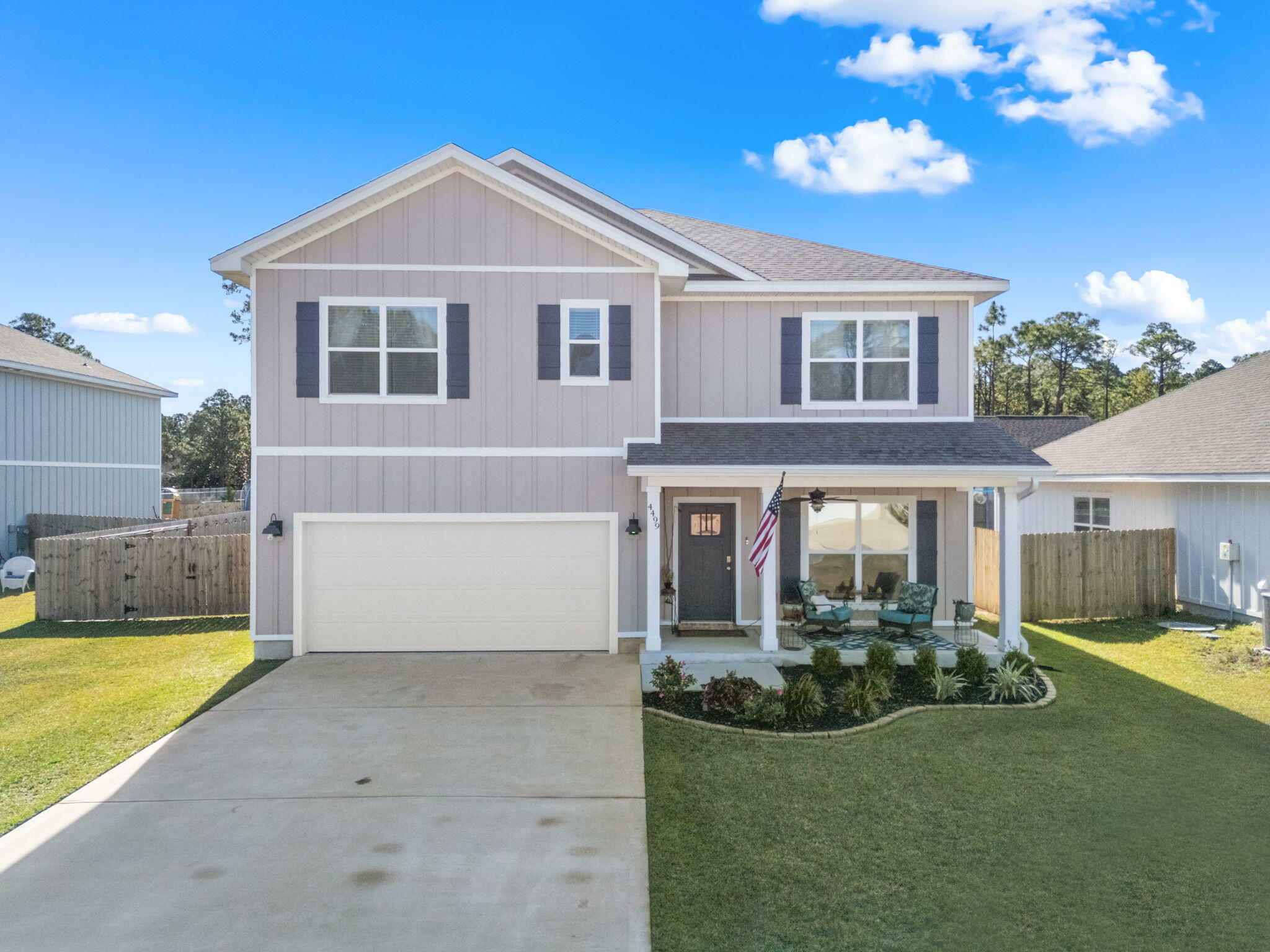 Property Photo: 4499 Water Leaf Cove FL 32563