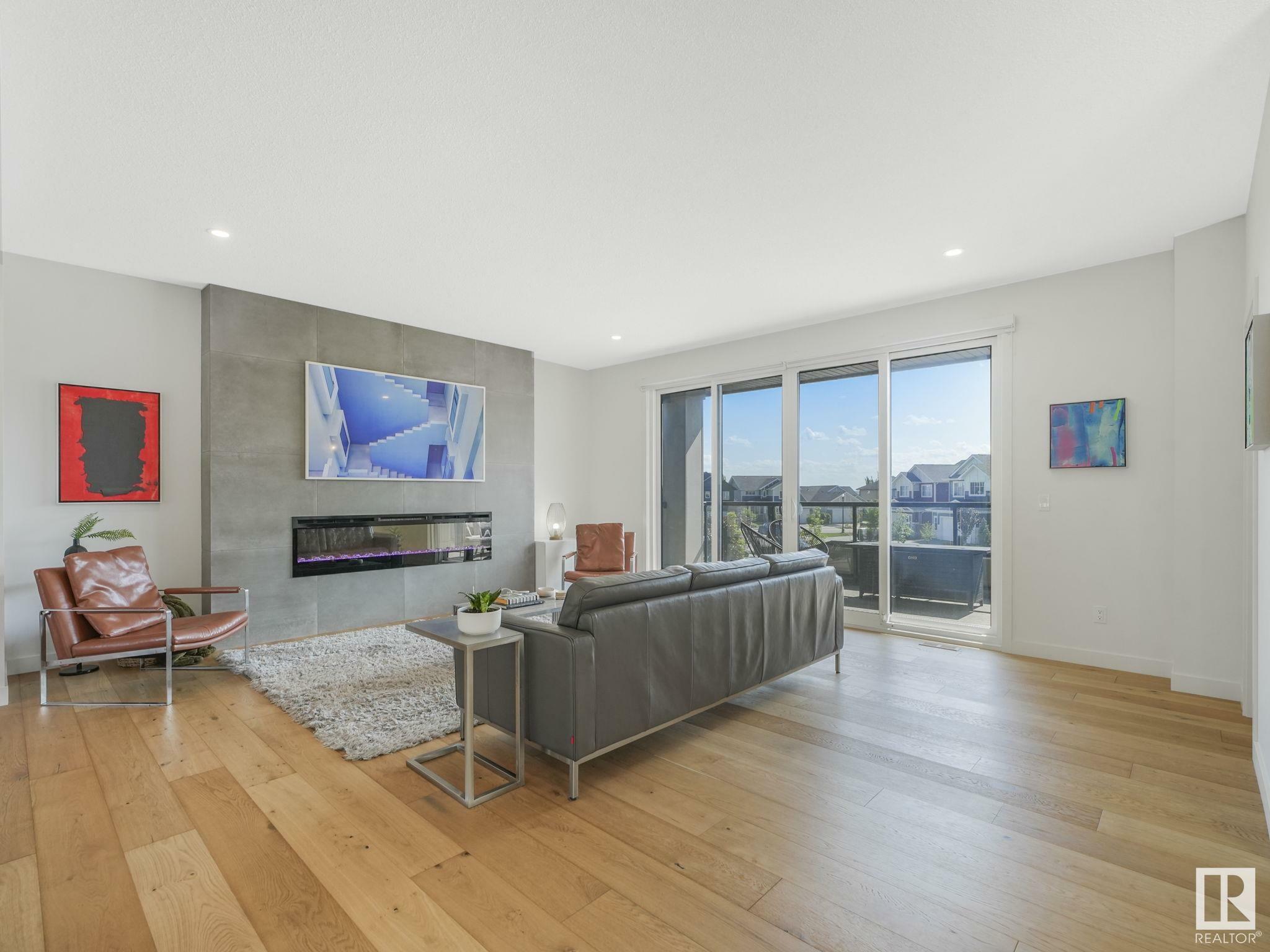 Property Photo: 42 Laderoute Place AB T8N 7R2