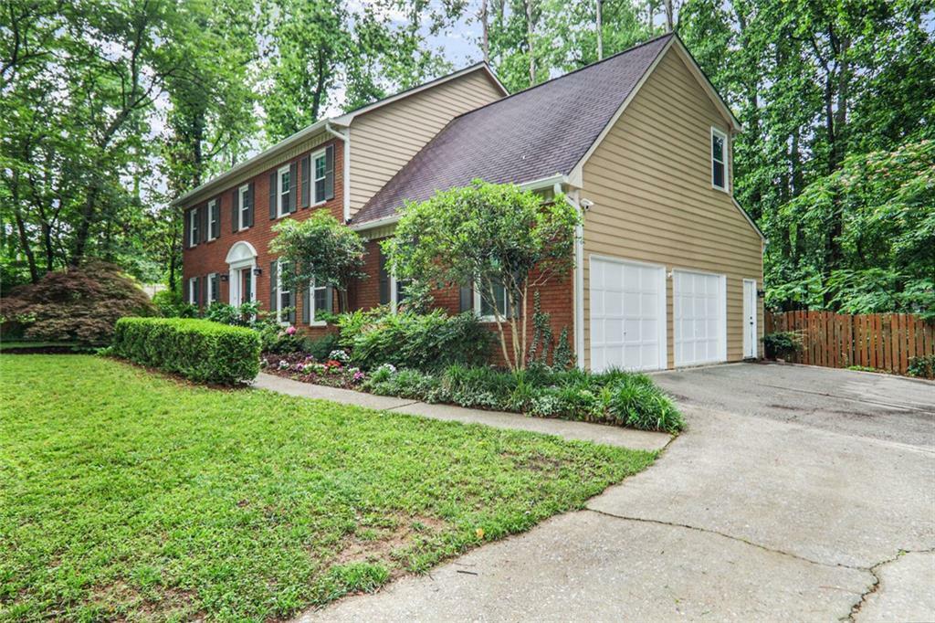 Property Photo:  4810 Lismoor Trace  GA 30126 