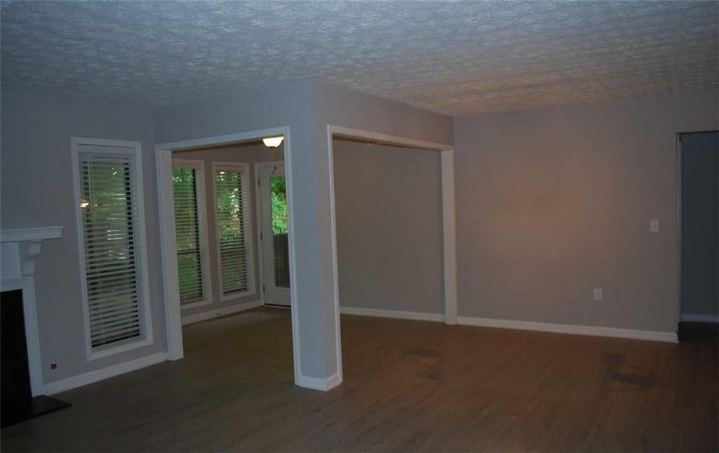 Property Photo: 3828 Woodridge Way GA 30084