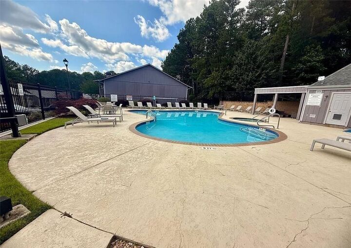Property Photo: 3828 Woodridge Way GA 30084