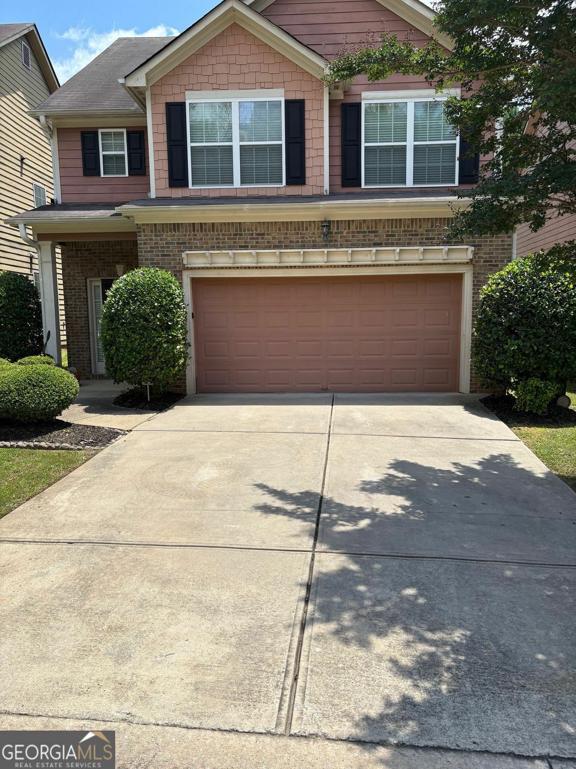 Property Photo: 5692 Grande River Road GA 30349