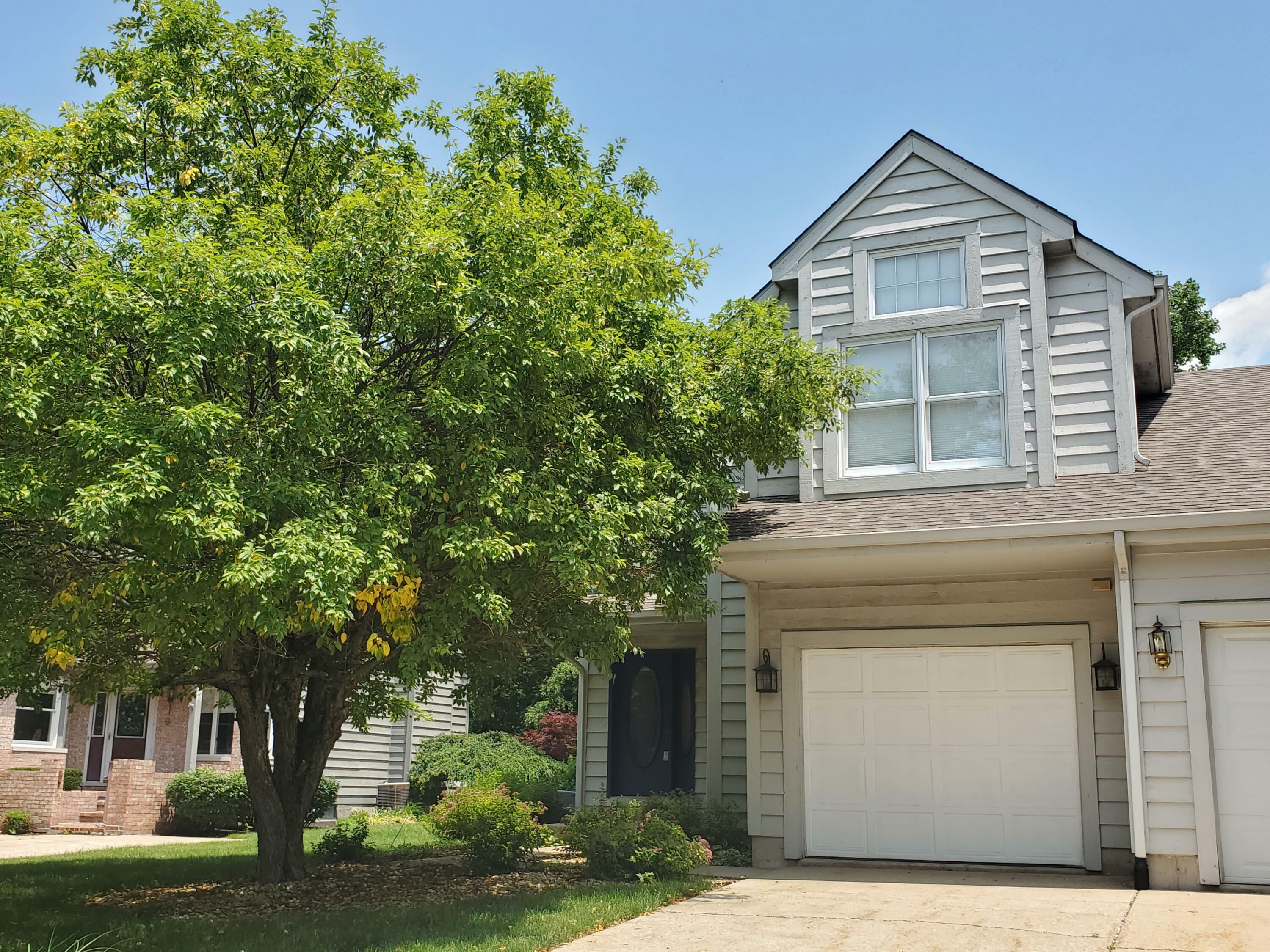 3808 Chimney Hill Drive  Valparaiso IN 46383 photo