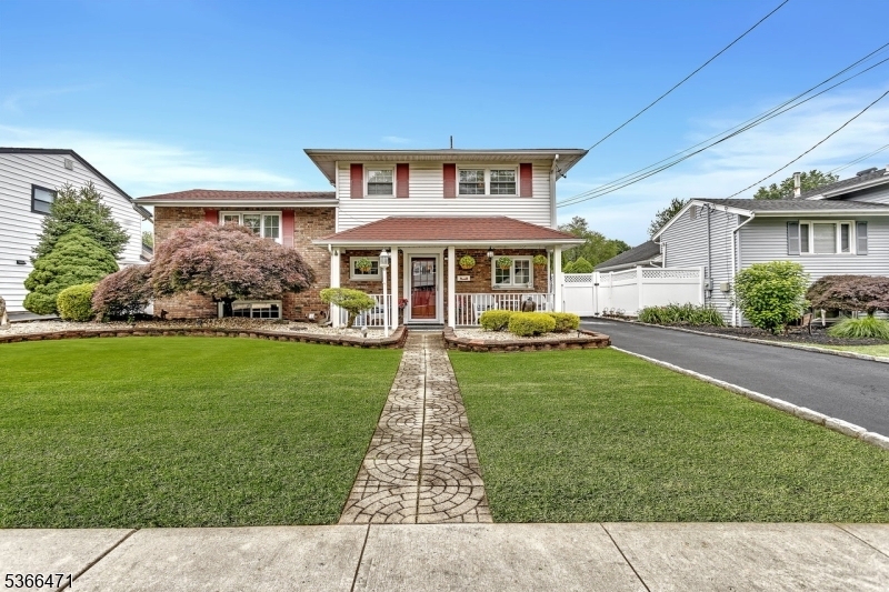 108 Brentwood Rd  Raritan Boro NJ 08869 photo