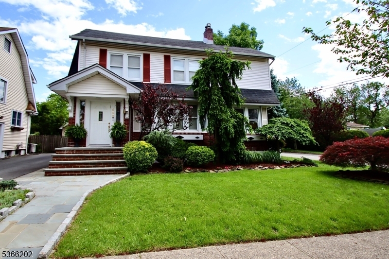 5 Morlot Ave  Fair Lawn Boro NJ 07410 photo