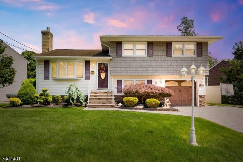 715 Riverbend Rd  Linden City NJ 07036 photo
