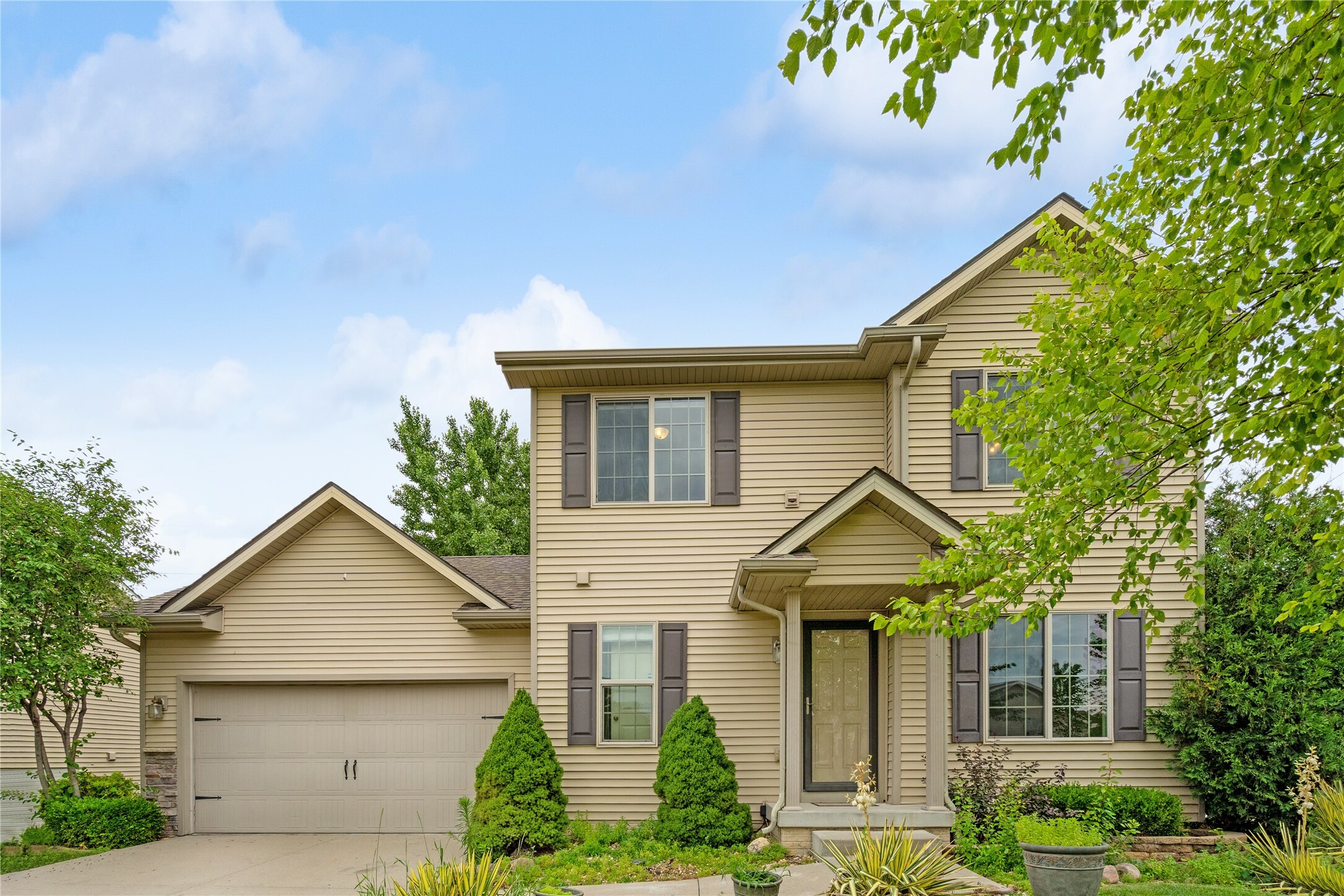 Property Photo: 16205 Monroe Court IA 50323