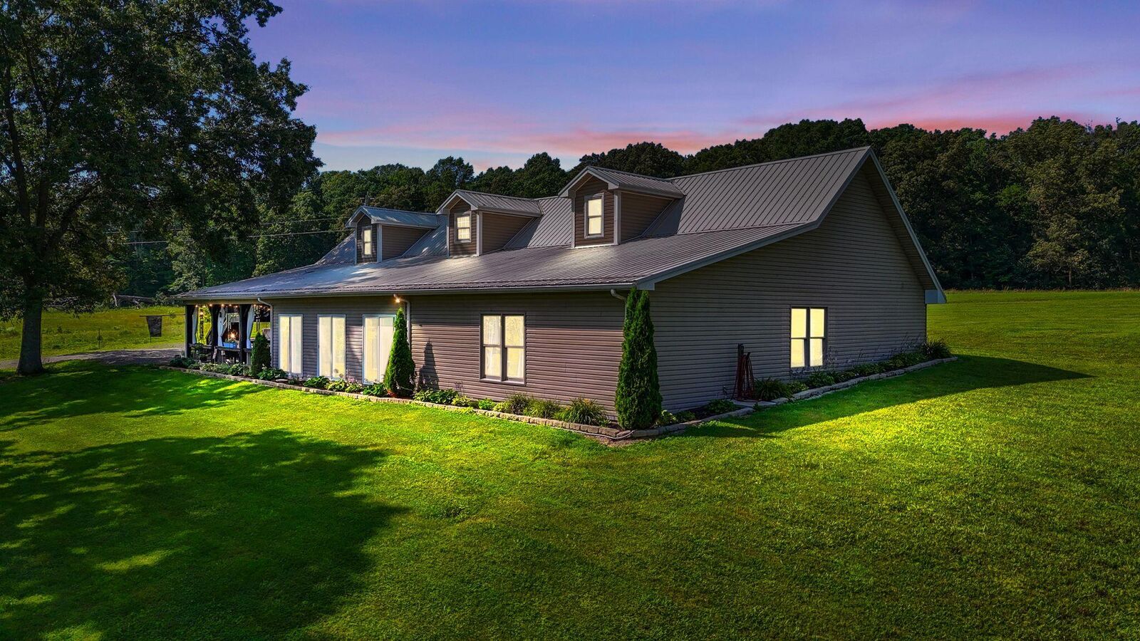 Property Photo:  200 Maxwell Lane  KY 42503 