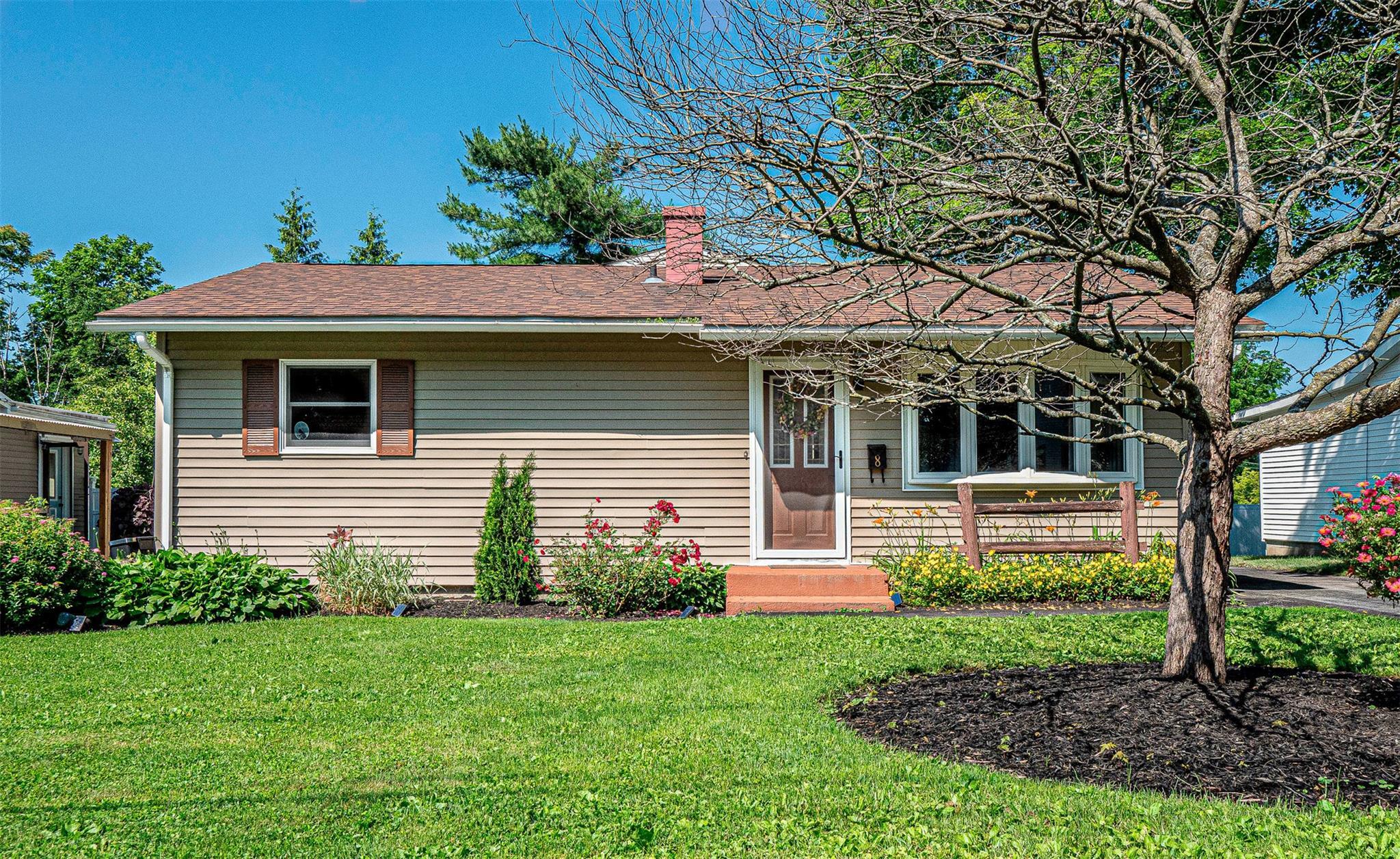 Property Photo:  8 Judd Place  NY 10924 