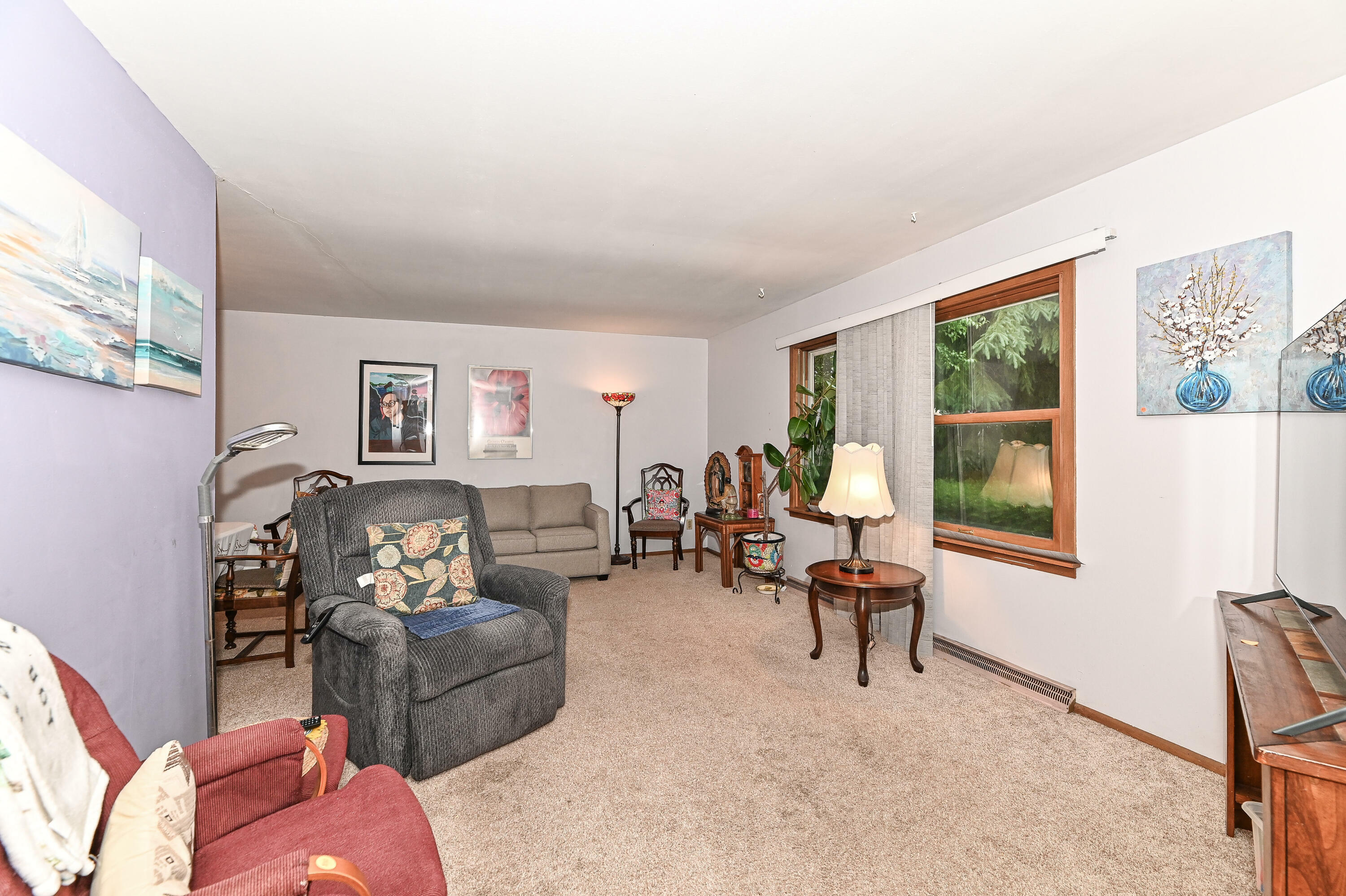 Property Photo: 1912 W Kimberly Ave WI 53221